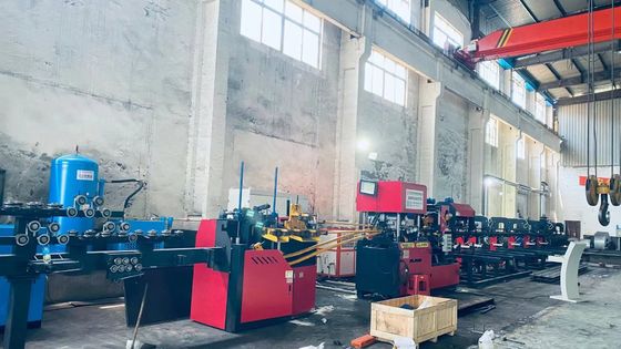 PLC-besturingssysteem Machine voor het lassen van versterkingsstaven voor het bevestigen en verbinden
