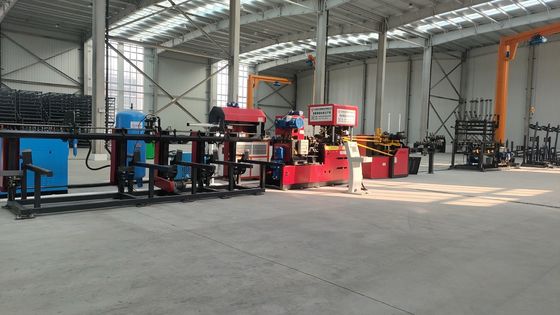Hoge lasnauwkeurigheid en PLC-besturingssysteem voor stalen lasmachine