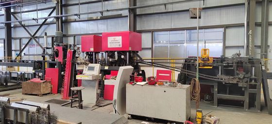 PLC-gecontroleerde trussweldmachine automatisch