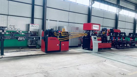 18000kg Truss Welding Machine Ontworpen voor 47000x3000x3500mm Trusses